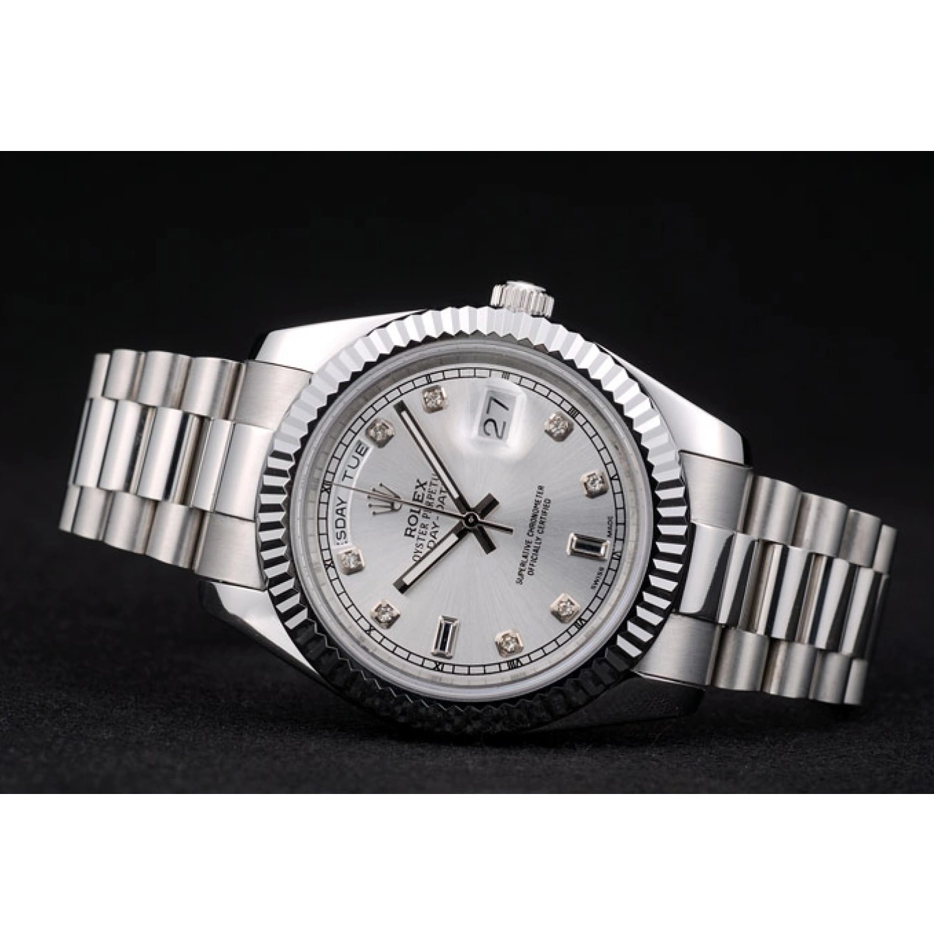 Aaa replica watch Rolex 41995 Dial Silver DayDate Ribbed Steel Bezel Stainless Swiss 0725